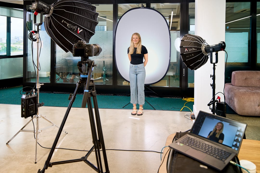 Corporate-headshots-th